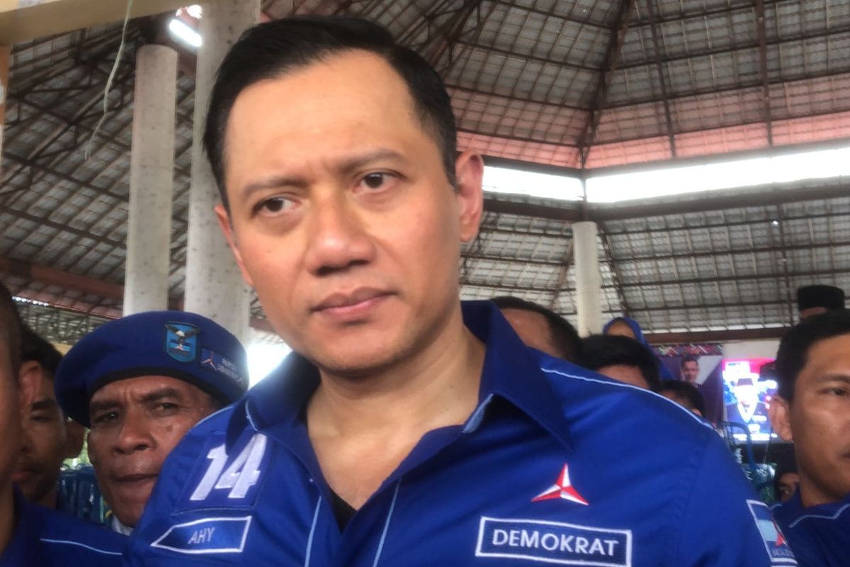 Ketua Umum Partai Demokrat, Agus Harimurti Yudhoyono saat berkunjung ke Bima, NTB, Sabtu (13/12/2023).