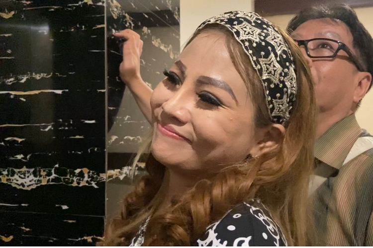 Jan Hwa Diana Sudah Diperiksa Polda Jatim Terkait Penahanan Ijazah Karyawan