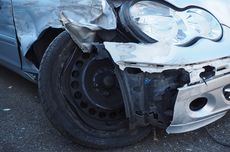 Mobil Dinas Kedubes Kecelakaan di Cilincing, Tabrak Pengendara Lain