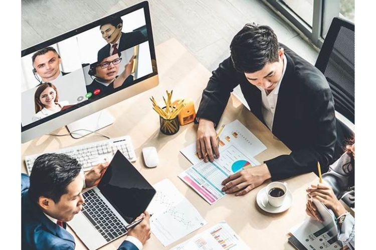 Aplikasi chat untuk bisnis dapat digunakan oleh UMKM. 

