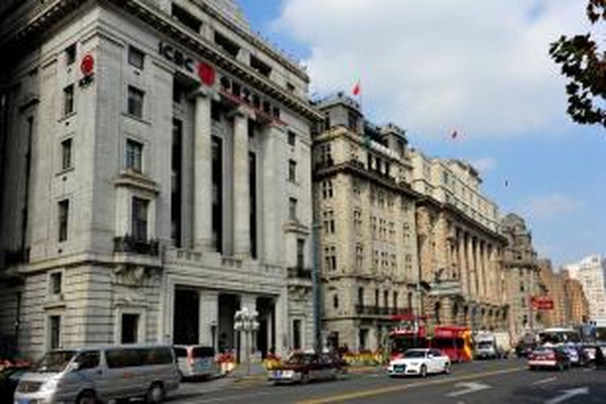 Salah satu kantor bank ICBC di kota Shanghai, China.