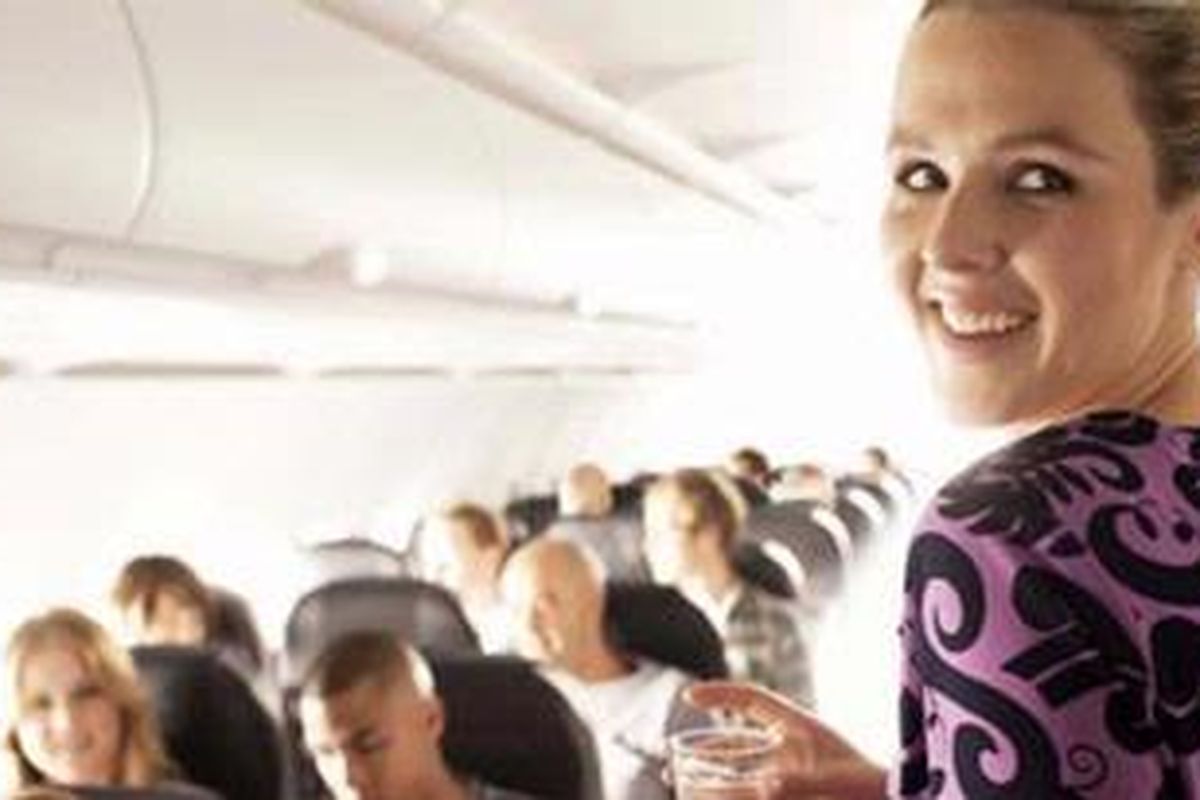 Pramugarai maskapai Air New Zealand akan tampil dengan telinga runcing seperti karakter 