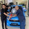 Serah Terima Unit Mobil Listrik Murah ke Konsumen Pertama