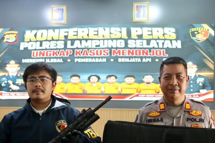 Bawa AR-15 dan 15 Peluru ke Jakarta, Buruh Harian Asal Musi Rawas Utara Ditangkap di Loteng Sekolah