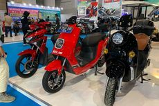 Kredit Selis E-Max Long Range 230 Km, Sebulan mulai Rp 1,1 Jutaan