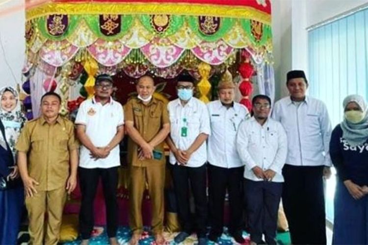 Pertemuan kesepakatan antara Balai nikah Atinggola dan Dinas Kesehatan Kabupaten Gorontalo Utara untuk mensyaratkan calon pengantin mengonsumsi tablet tambah darah.