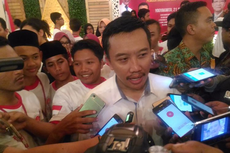 Menteri Pemuda dan Olahraga, Imam Nahrawi ketika ditemui di bangsal Kepatihan, Jalan Malioboro, Kota Yogyakarta, Jumat (21/7/2017)