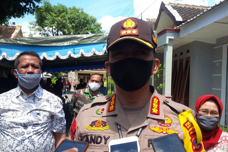 Kapolresta Solo Kombes Pol Andy Rifai di Solo, Jawa Tengah, Minggu (12/4/2020).