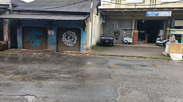 Jalan Maut Pasar Kemis yang Bisa Bikin Pejabat Dipidana