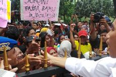 Temui Pendukungnya, Jokowi 