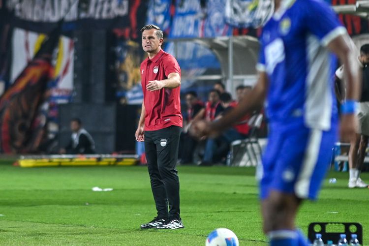 Igor Tolic Masih Dalam Bayang Bojan Hodak di Kursi Pelatih Persib