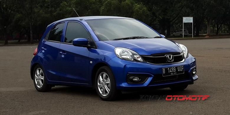 Honda Brio Satya CVT, city car yang irit bahan bakar.