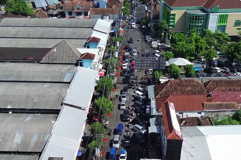 Pemudik Datang, Kendaraan Luar Kota Padati Wonosari Gunungkidul