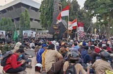 Hari Kedua, Pelajar SMA/SMK Ikut Unjuk Rasa Kawal Putusan MK di Semarang