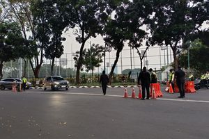 Akses Hotel Sultan Ditutup Jelang Eksekusi, Pelari dan Pengendara Diminta Putar Balik