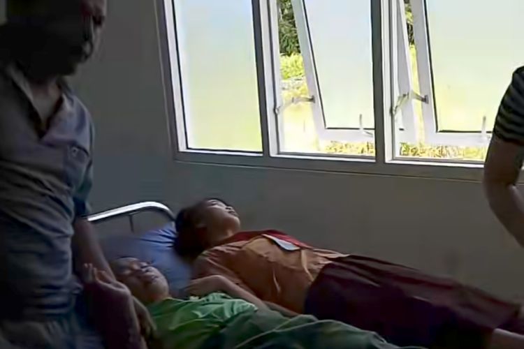 Potongan video siswa SD Onozitoli Sawo, Nias diduga keracunan usai mengkonsumsi makanan bergizi gratis (MBG) viral di media sosial. 