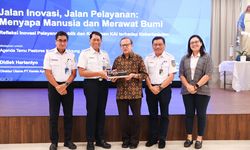 Kunjungi Katedral Jakarta, Dirut KAI Didiek Hartantyo Perkuat Semangat Pelayanan