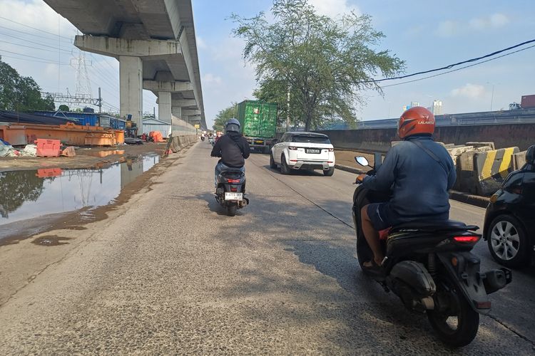 Jalan R.E Martadinata Jakut Sempat Banjir Rob Minggu Malam, Kini Sudah Surut