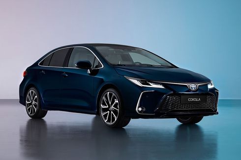 Toyota Meluncurkan Corolla Altis Hybrid 2023, Tenaganya Meningkat