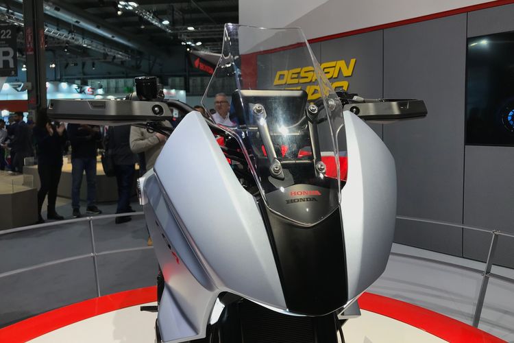 Sepeda Motor Konsep Honda CB4X dipamerkan di EICMA 2019
