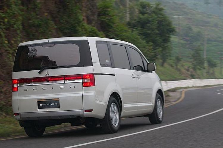 Mitsubishi Delica