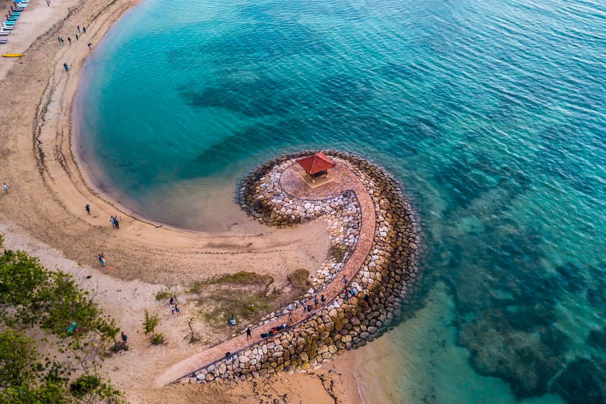 An illustration of Sanur Beach in Bali. 