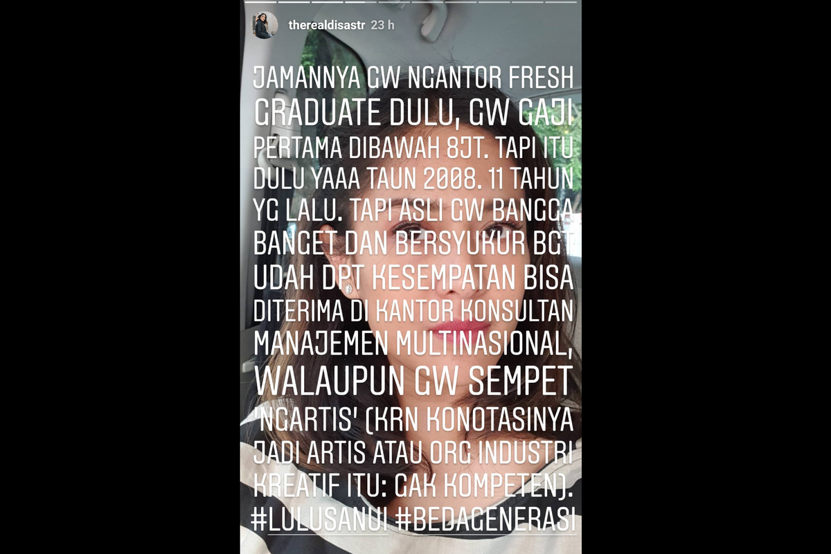 Artis Dian Sastro mengomentari soal gaji lulusan UI yang sedang ramai diperbincangkan.