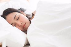 Tidur Miring ke Kiri atau Kanan, Mana yang Lebih Sehat?