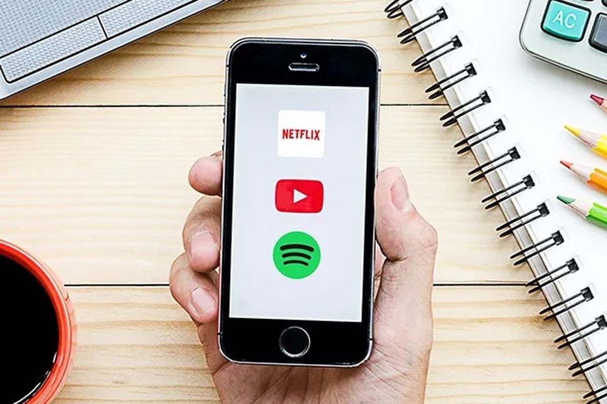 ilustrasi Netflix, YouTube, dan Spotify
