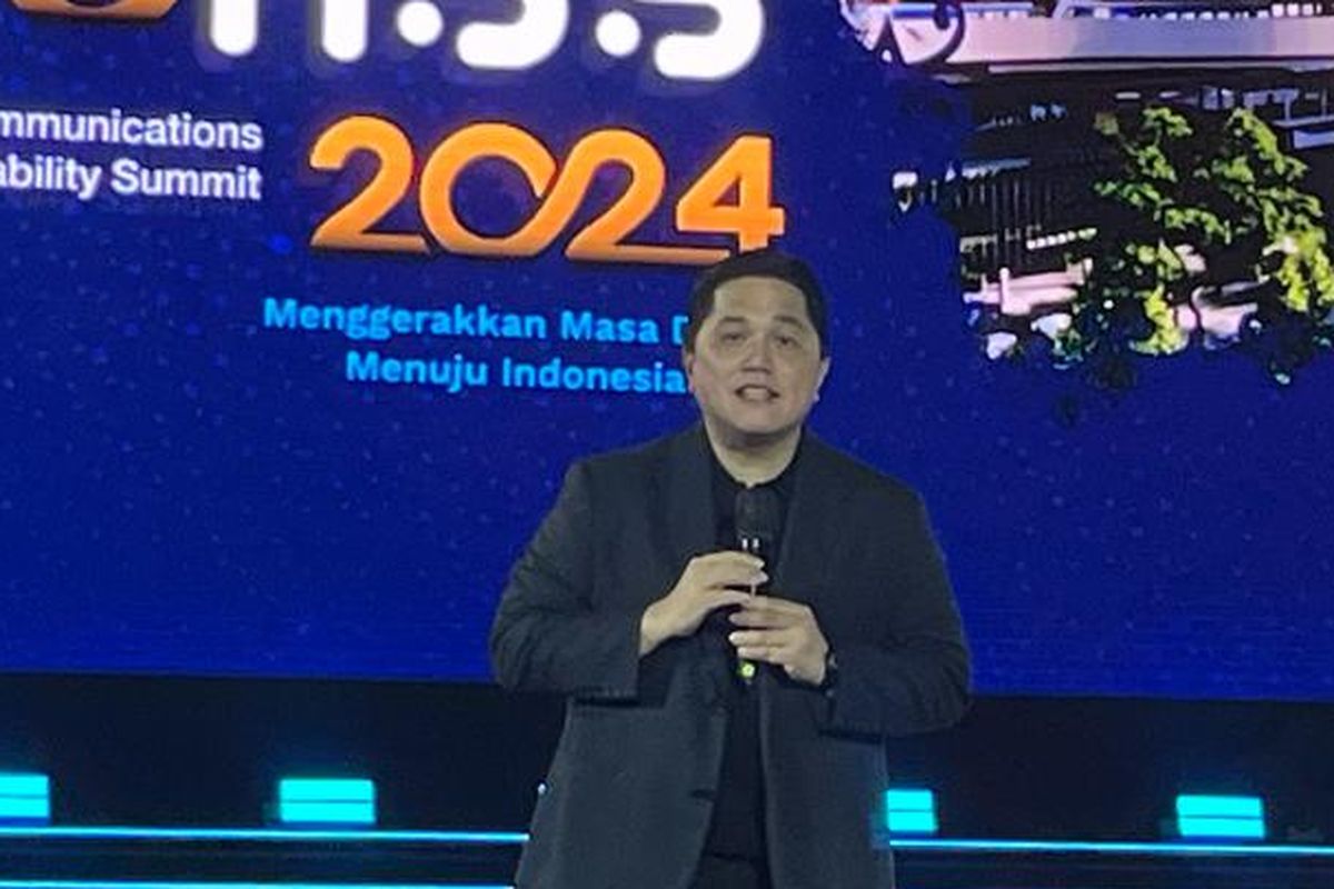 Menteri BUMN Erick Thohir dalam BUMN Corporate Communications and Sustainability Summit (BCOMSS) 2024 di Tennis Indoor Senayan, Jakarta, Kamis (7/3/2024). 