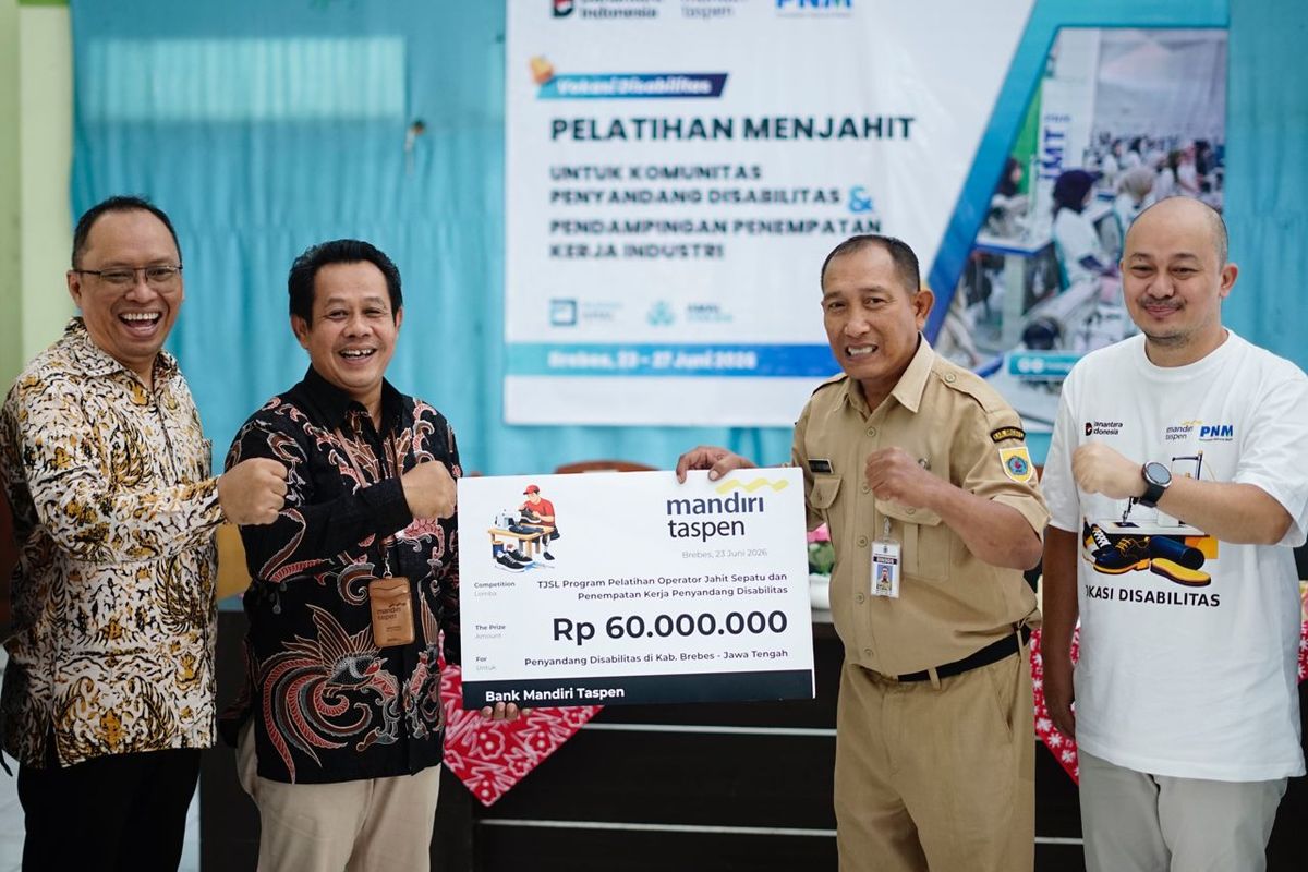Penyandang Disabilitas Dibekali Skill Jahit Sepatu untuk Masuk Dunia Kerja