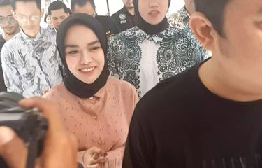 Pengusaha dan influencer Medina Zein saat ditemui di Polda Metro Jaya, Semanggi, Jakarta Selatan, Jumat (3/1/2020).
