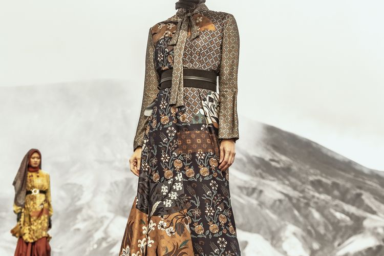 Koleksi Wild Imaginings yang ditampilkan dalam Heaven Lights Virtual Show 2021.