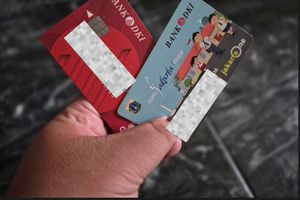 Alasan Warga Pakai Joki Ambil Bansos: Tak Mahir Pakai ATM hingga Malas Antre