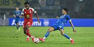 Hasil Persib Bandung Vs Barito Putera 1-1: Gol Bunuh Diri Selamatkan Sang Juara