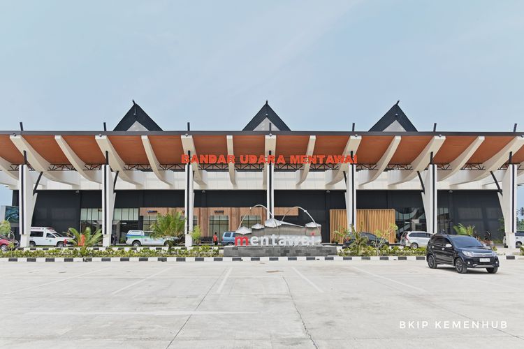 Bandara Mentawai di Kabupaten Kepulauan Mentawai, Sumatera Barat, pada Rabu (25/10/2023).