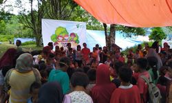Hilangkan Trauma Korban Gempa di Ambon, Dompet Dhuafa Dirikan Pos Hangat dan Taman Ceria