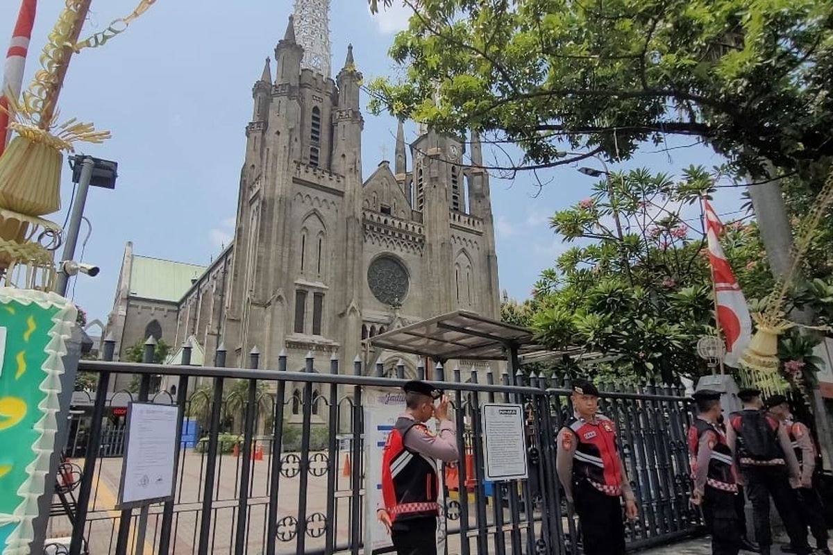 Daftar Lokasi Kantong Parkir Saat Misa Natal 2024 di Gereja Katedral Jakarta