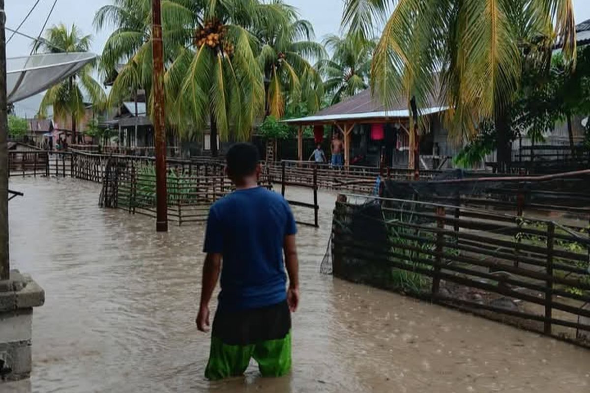 Banjir Landa Ende, Polsek Maukaro dan Rumah Warga Tergenang Air