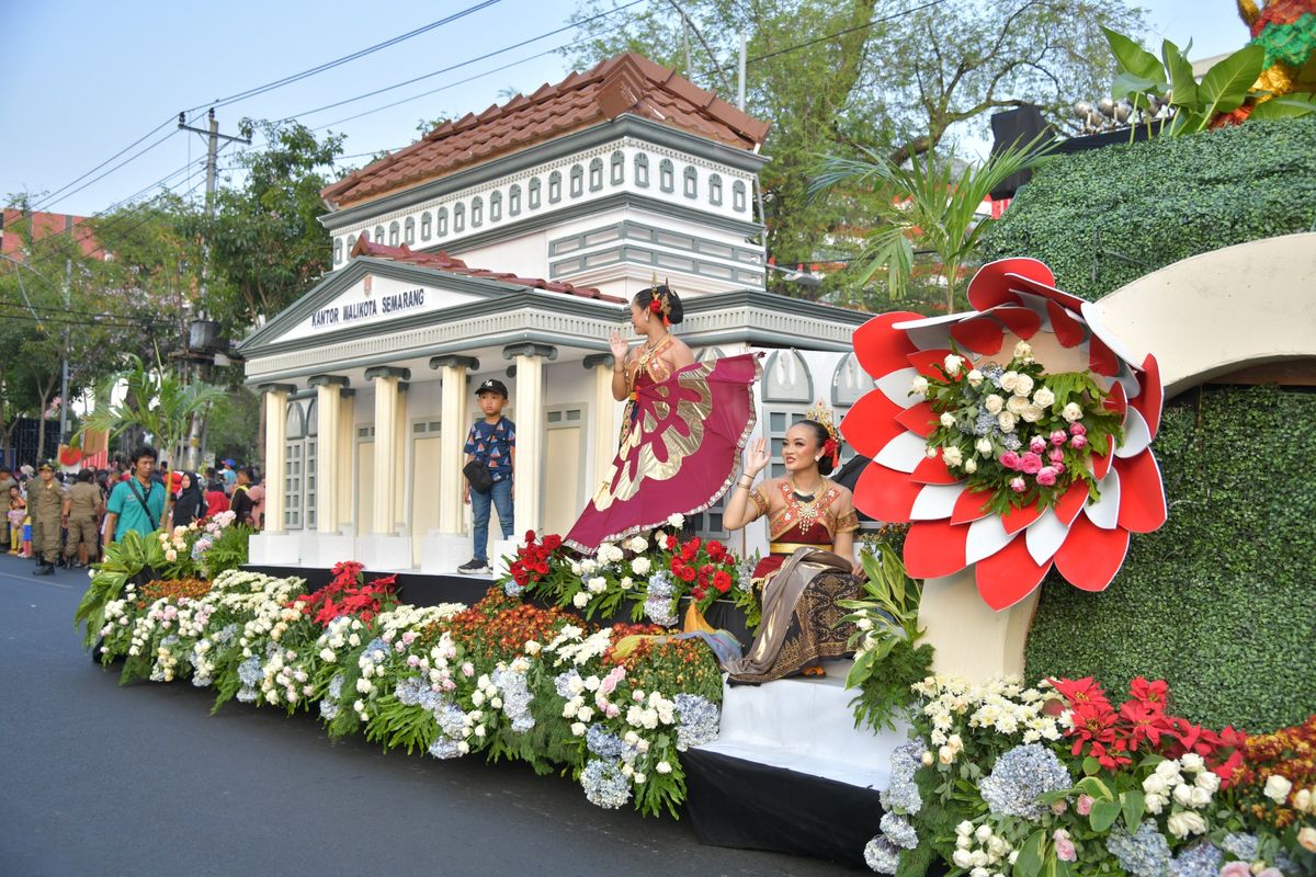 Pemerintah Kota (Pemkot) Semarang kembali menggelar acara spektakuler parade bunga Semarang Merdeka Flower Festival dan resepsi Hari Ulang Tahun (HUT) ke-79 Republik Indonesia (RI) tingkat Kota Semarang pada 23-25 Agustus 2024 mendatang. 
