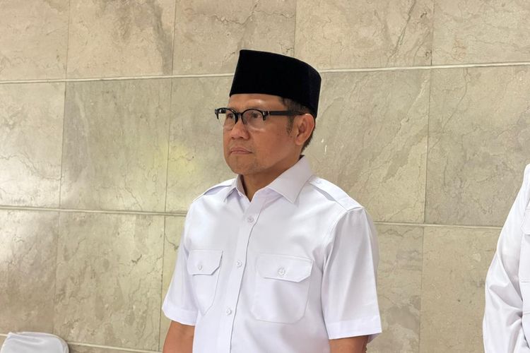 Menko PM Muhaimin Iskandar (Cak Imin) saat ditemui di Kompleks Widya Chandra, Jakarta Selatan, Selasa (7/10/2025). 