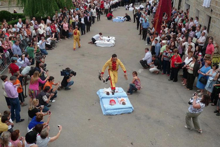 Baby Jumping Festival 