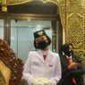 Puluhan Guru SMAN 2 Kudus Menangis Menyaksikan Firsty Jadi Pembawa Bendera di Istana Negara
