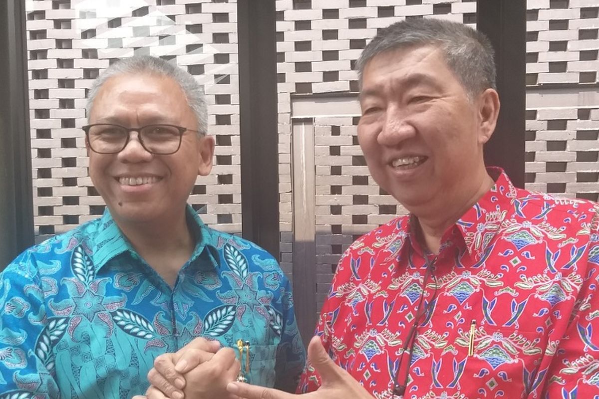 Calon Ketua Umum (Caketum) DPP REI periode 2019-2022, Totok Lusida, bersama Ketua DPD REI DKI Jakarta Amran Nukman.

 