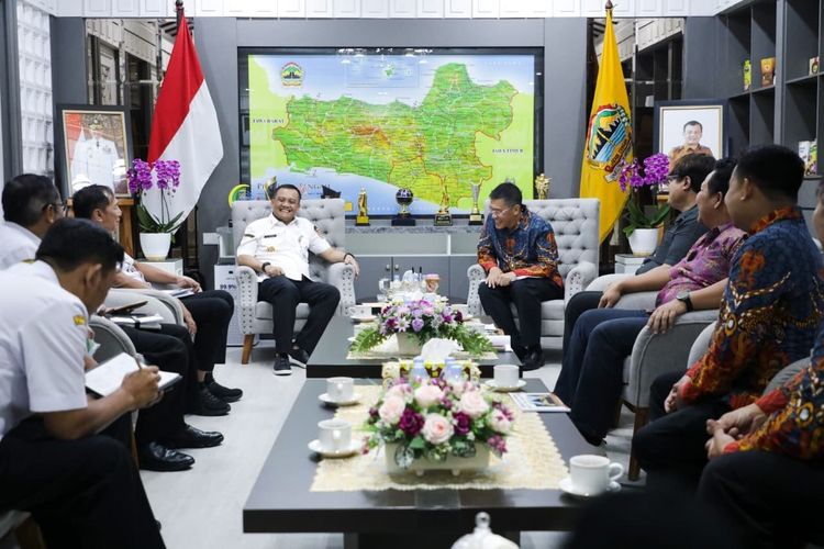 Jelang Waisak 2026: 50 Biksu Akan Jalan Kaki Menuju Borobudur, Meditasi Bersama di Solo