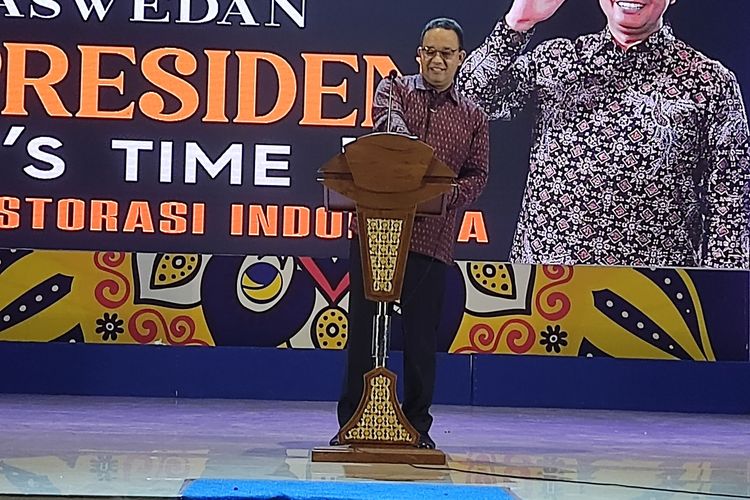 Anies Baswedan, Calon Presiden 2024 yang diusung Partai Nasdem sampaikan Pidato Kebangsaan, di Jojokodi Convention Center di Palu, Senin (24/11/2022). 