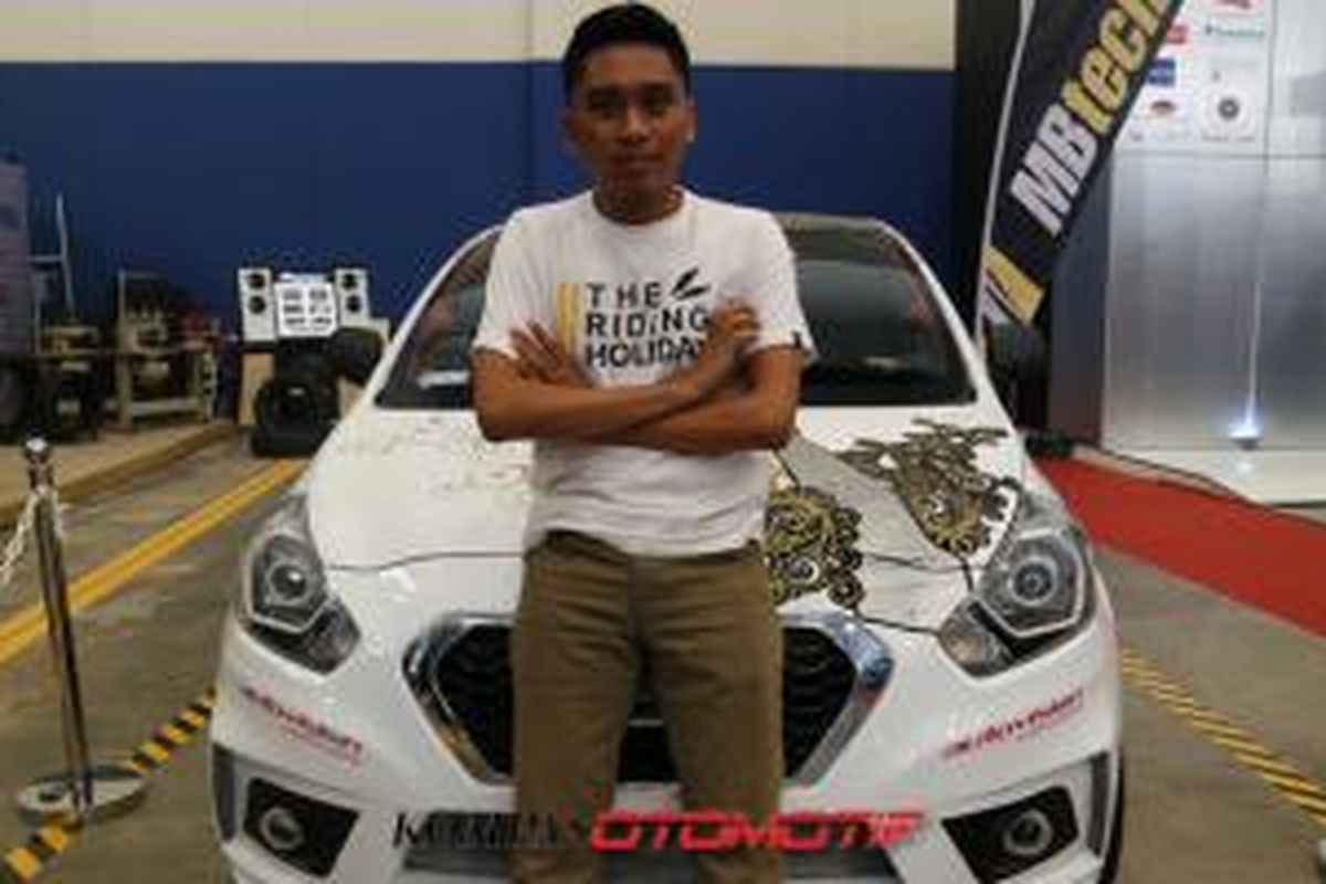 Yunanda Wirawan pemilik tim balap roda dua Bukit Kapur Motor Sport (BKMS) juga punya hobi modifikasi mobil, salah satunya pada Datsun Go yang ditampilkan di Gaikindo Indonesia International Auto Show 2015.