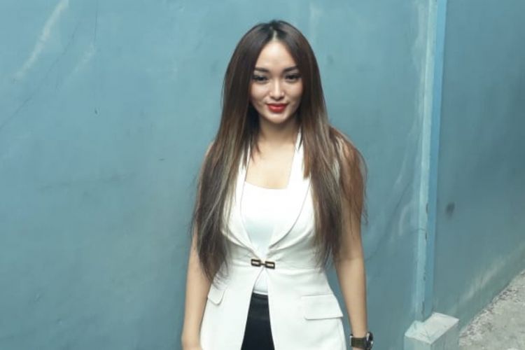 Usia Terus Bertambah Zaskia  Gotik  Berharap Segera 