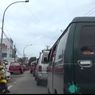 Jatah BBM di SPBU di Sulsel Dikurangi, Warga Antre Panjang hingga Timbulkan Kemacetan