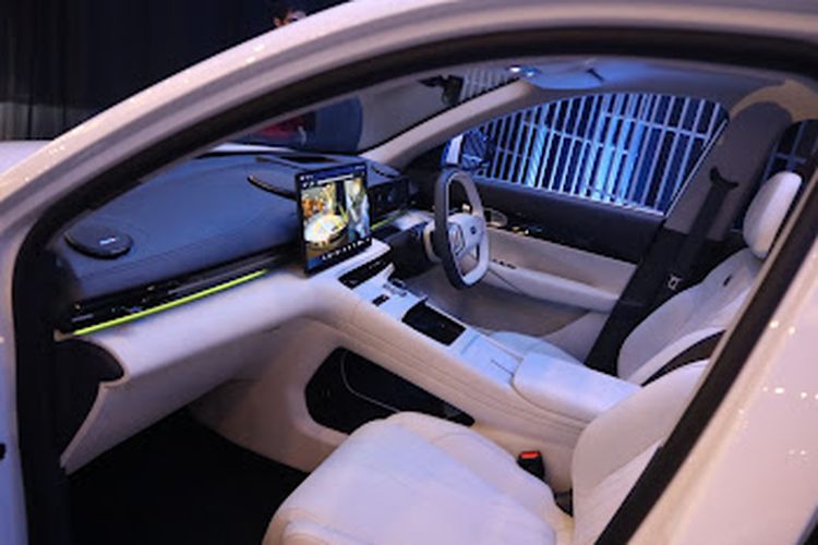 Geely EX5